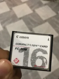 Carte mémoire compact flash 16 g