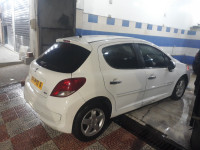 voitures-peugeot-207-2012-fennec-dar-el-beida-alger-algerie