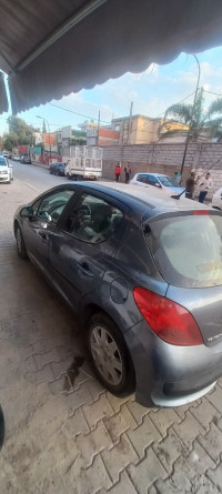 voitures-peugeot-207-2006-staoueli-alger-algerie