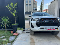 voitures-toyota-hilux-2022-arris-batna-algerie