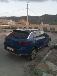 voitures-volkswagen-t-roc-2023-arris-batna-algerie