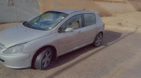 voitures-peugeot-307-2004-arris-batna-algerie