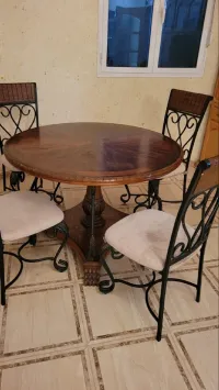 Table de salle à manger 