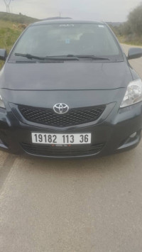 voitures-toyota-yaris-sedan-2013-annaba-algerie