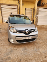 voitures-renault-kangoo-2021-saida-algerie