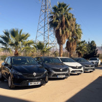 voitures-renault-clio-5-2024-evolution-tlemcen-algerie