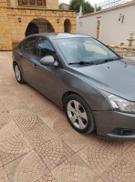 voitures-chevrolet-cruze-2011-bir-mourad-rais-alger-algerie