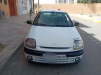Renault Clio 1 2000 Debza