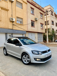 voitures-volkswagen-polo-2013-black-et-silver-tlemcen-algerie