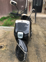 motos-scooters-vms-estate-2022-tizi-ouzou-algerie