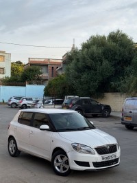 سيارات-skoda-fabia-2012-بئر-خادم-الجزائر