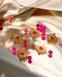 parure en pierre semi precieuse