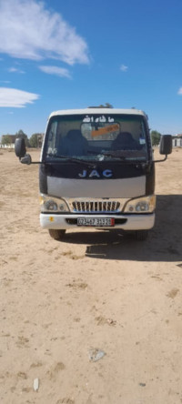 camion-jac-1040-2013-ain-khadra-msila-algerie