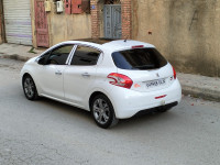 voitures-peugeot-208-2014-allure-bordj-bou-arreridj-algerie