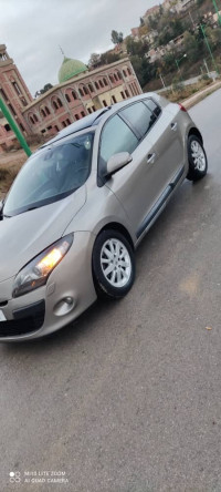 voitures-renault-megane-3-2011-privilege-mila-algerie