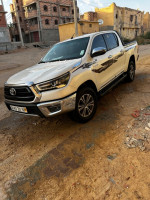 voitures-toyota-hilux-2022-legend-sc-4x4-ouargla-algerie