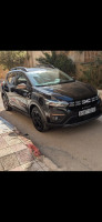 voitures-dacia-sandero-stepway-2024-gold-ouled-chebel-alger-algerie