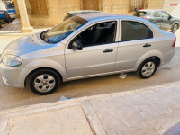 voitures-chevrolet-aveo-4-portes-2015-lt-oran-algerie