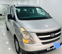 سيارات-hyundai-h1-2010-vitre-9-places-جسر-قسنطينة-الجزائر
