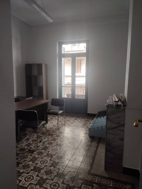 appartement-location-f4-alger-centre-algerie