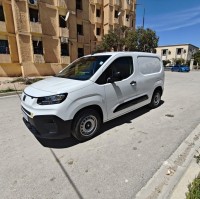 سيارات-fiat-doblo-van-2025-عين-لحجر-سطيف-الجزائر