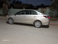 voitures-toyota-yaris-sedan-2015-executive-chlef-algerie