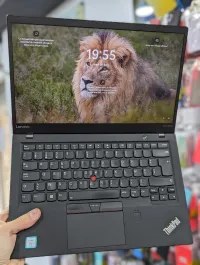 LENOVO THINKPAD X1 CARBON i7 7TH 8 GB RAM 256 SSD 14" FULL HD