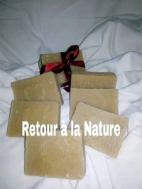 Savon au charbon actif et savon au soufre