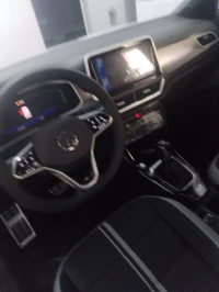 Volkswagen T-Roc 2025 R-Line 