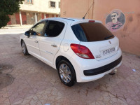 citadine-peugeot-207-plus-2013-laghouat-algerie