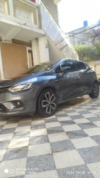 voitures-renault-clio-4-2018-limited-mouzaia-blida-algerie