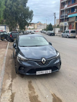 voitures-renault-clio-5-2022-intense-toutes-options-oran-algerie