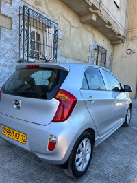 voitures-kia-picanto-2013-pop-chlef-algerie