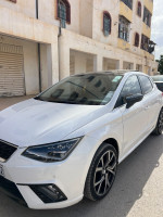 voitures-seat-ibiza-2018-high-plus-chlef-algerie