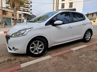 Peugeot 208 2015 Allure