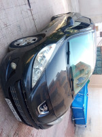 voitures-peugeot-207-2011-sportium-ouzellaguen-bejaia-algerie