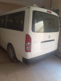 bus-toyota-hiace-2024-ouargla-algerie