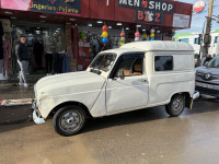 voitures-renault-4-1982-tipaza-algerie