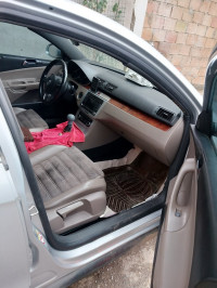 voitures-volkswagen-passat-2010-chiffa-blida-algerie