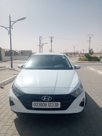 voitures-hyundai-i20-2023-el-oued-algerie