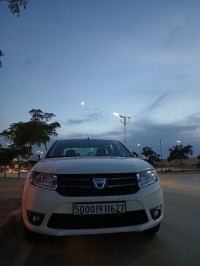 سيارات-dacia-logan-2016-laureate-مستغانم-الجزائر