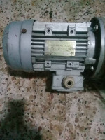 materiel-electrique-moteur-avec-redictor-birtouta-alger-algerie