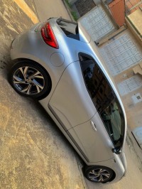 سيارات-renault-clio-5-2023-rs-line-أقبو-بجاية-الجزائر