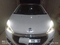 voitures-peugeot-208-2015-sour-el-ghouzlane-bouira-algerie