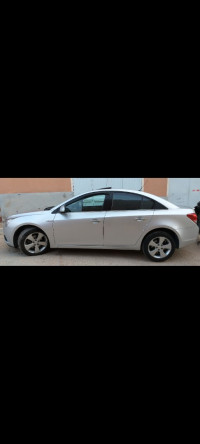 voitures-chevrolet-cruze-2012-berriane-ghardaia-algerie