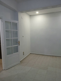 appartement-location-f2-alger-mohammadia-algerie