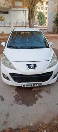 voitures-peugeot-207-2012-guelma-algerie