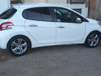 voitures-peugeot-208-2014-bachdjerrah-alger-algerie