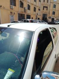 سيارات-renault-clio-2-2001-المدية-الجزائر