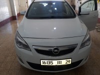 سيارات-opel-astra-2011-المحمدية-معسكر-الجزائر